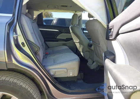 2016 Toyota Highlander Le Plus V6 from USA, damaged, VIN 5TDZKRFH2GS122479